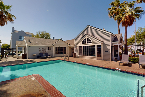 Lakeshore Landing - Amenities